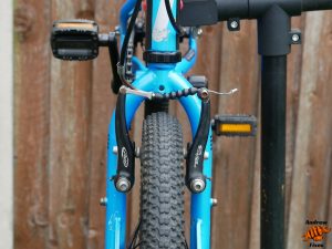 Picture of Avid single digit 3 front brake arms on Islabikes Cnoc 14