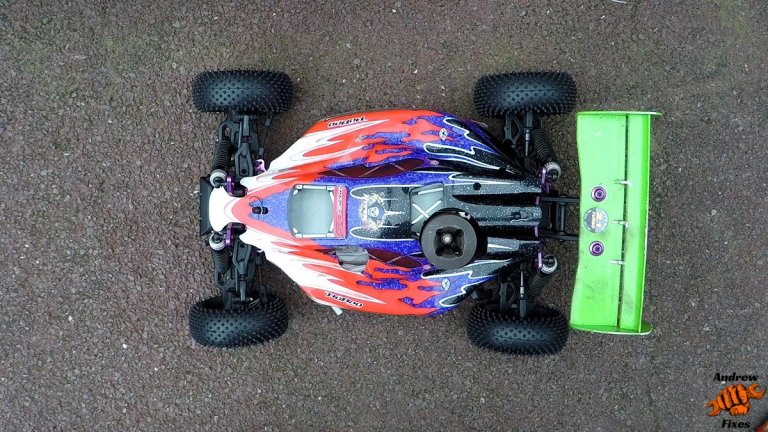 Picture of a Hobao Hyper 7 1/8th scale nitro buggy