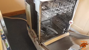 Picture of Bosch dishwasher with side panel removed